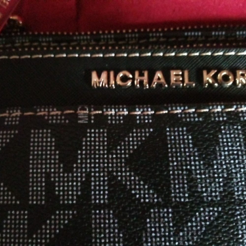 Hand bag